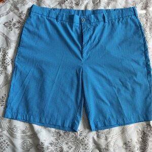 Jack Nicklaus gold shorts size 40